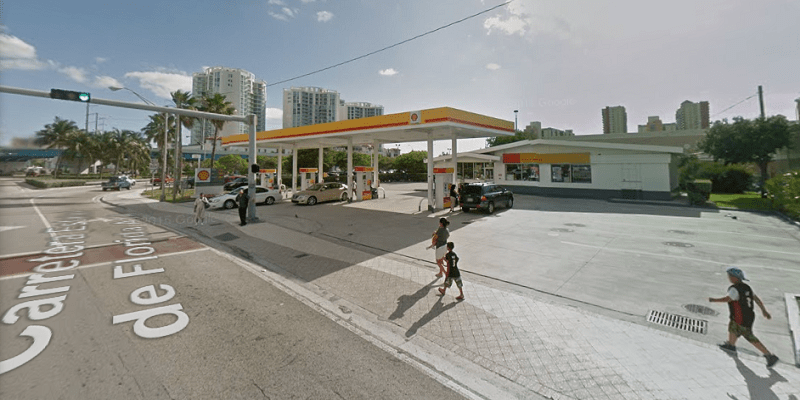Shell gas station in sunny isles beach