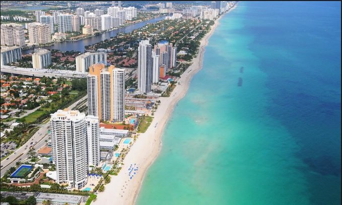 What is a Resort in Sunny Isles Beach