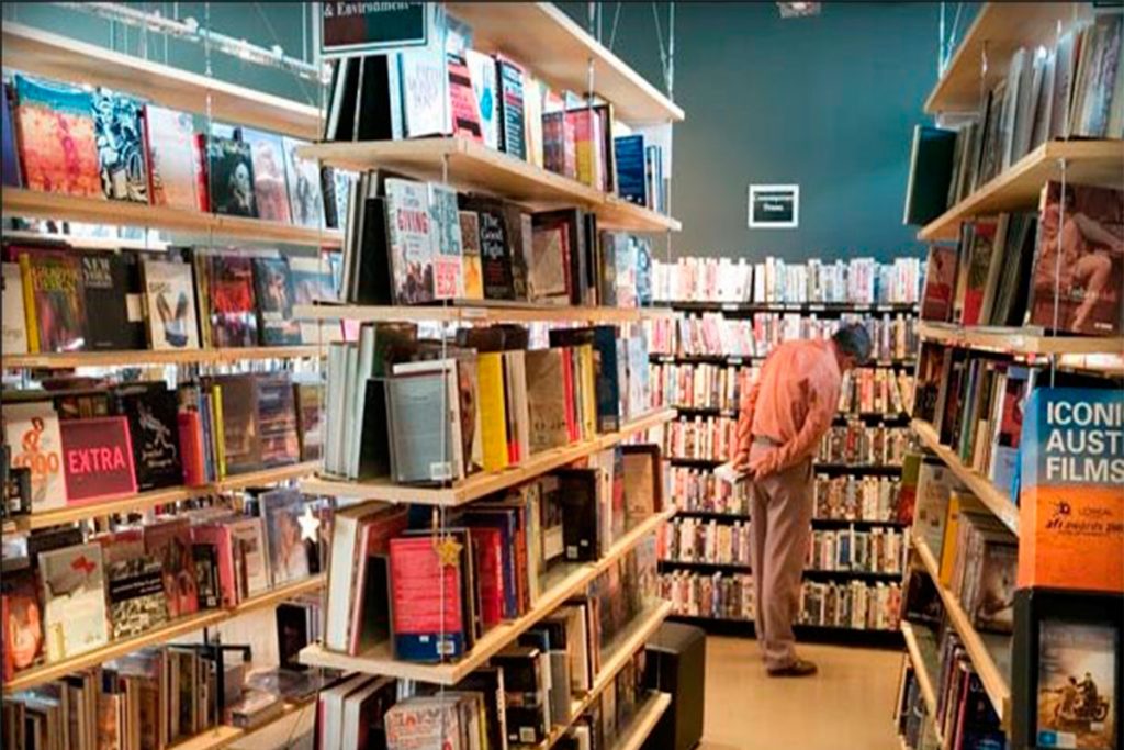 The best Bookstore in sunny Isles Beach